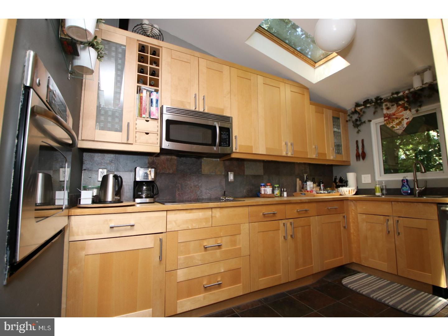 408 North Sproul Road Broomall, PA 19008 - Photo 8 of 25 Kitchen