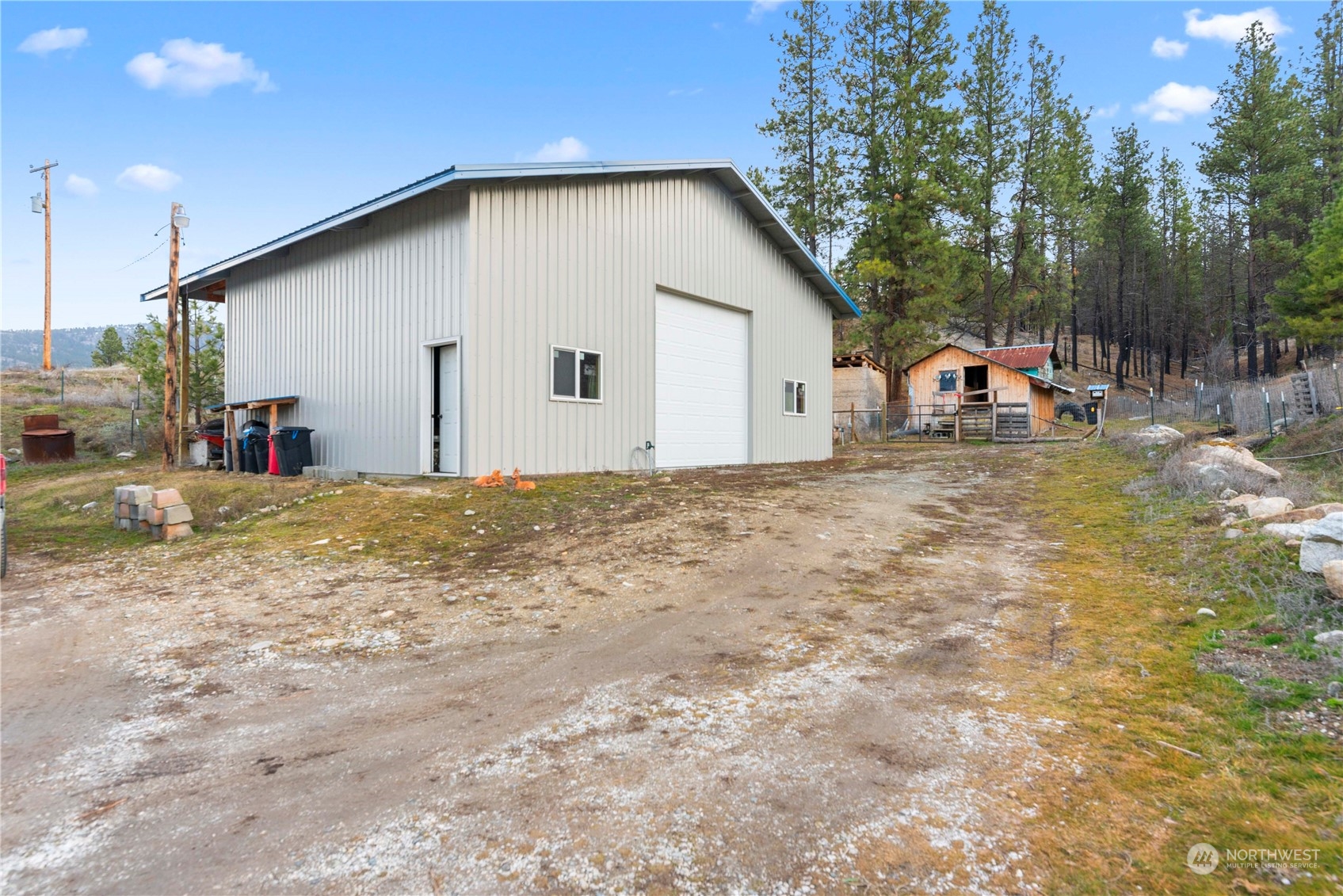 373 Talkire Lake Road Tonasket, WA 98855 - Photo 3 of 38 Gallery Image 3