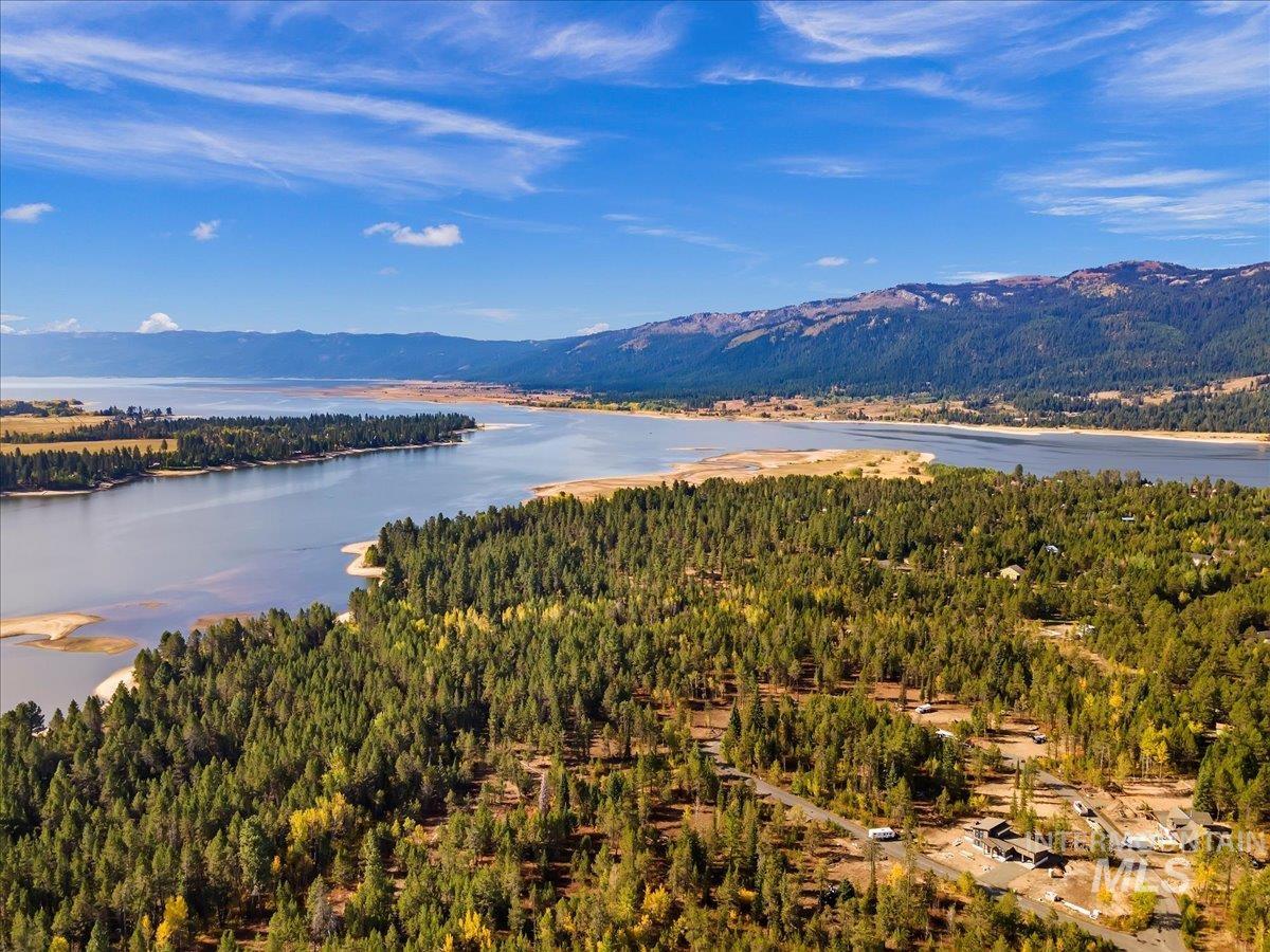 140 Jacks Loop Donnelly, ID 83615 - Photo 13 of 34