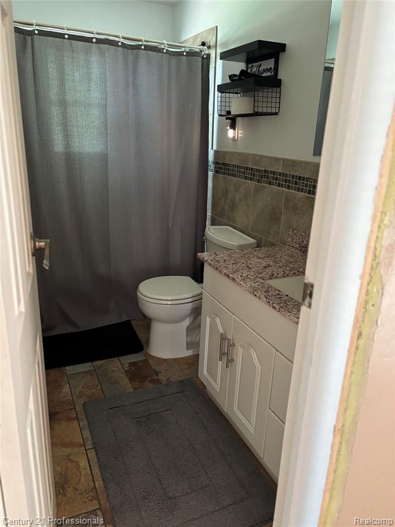 43 Davis Lake Road Lapeer, MI 48446 - Photo 12 of 26