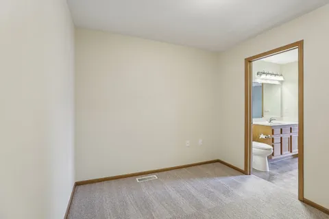 $259,900 | 1145 Enterprise Drive, Verona, WI 53593