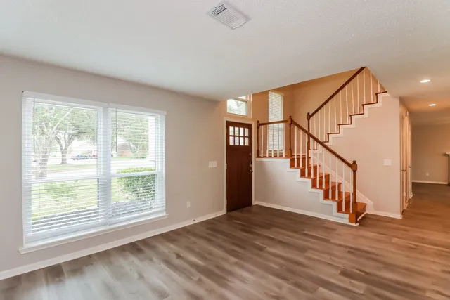 $2,310 | 2806 Sunshine Circle, Sugar Land, TX 77479