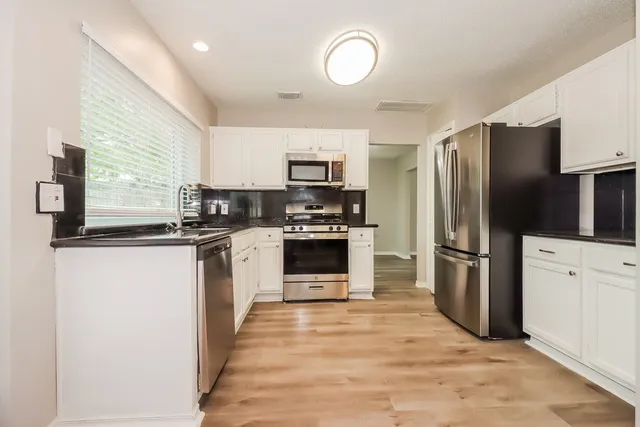 $2,310 | 2806 Sunshine Circle, Sugar Land, TX 77479