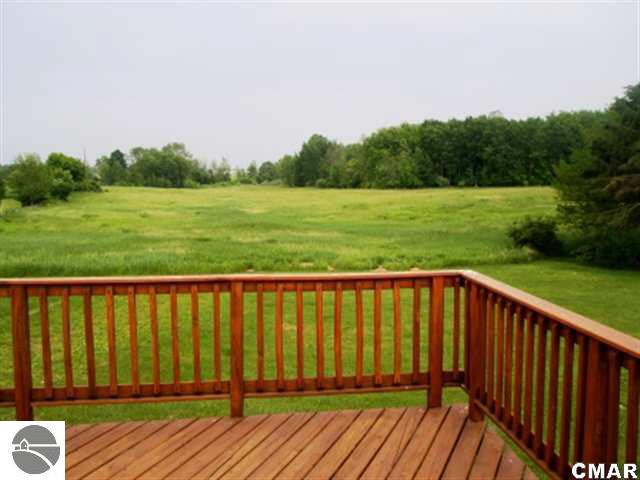 7600 North Luce Road Alma, MI 48801 - Photo 5 of 25 1771122-4.JPG