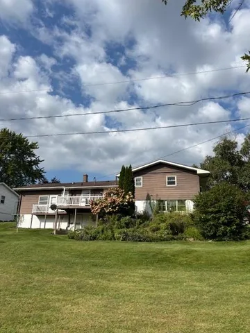 $237,900 | 100 3rd Street, Dickeyville, WI 53808