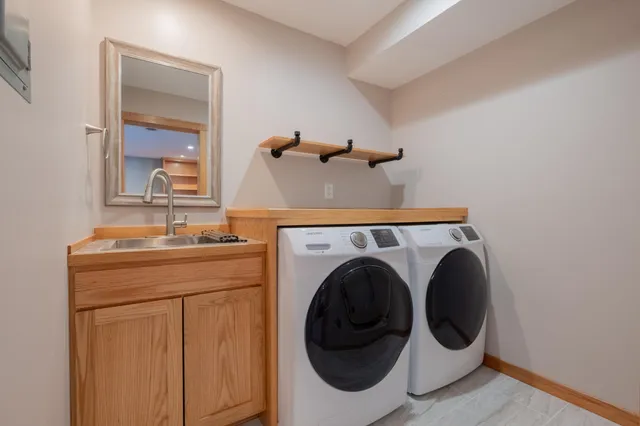 $489,000 | 1017 Abbey Road, Northfield, MN 55057