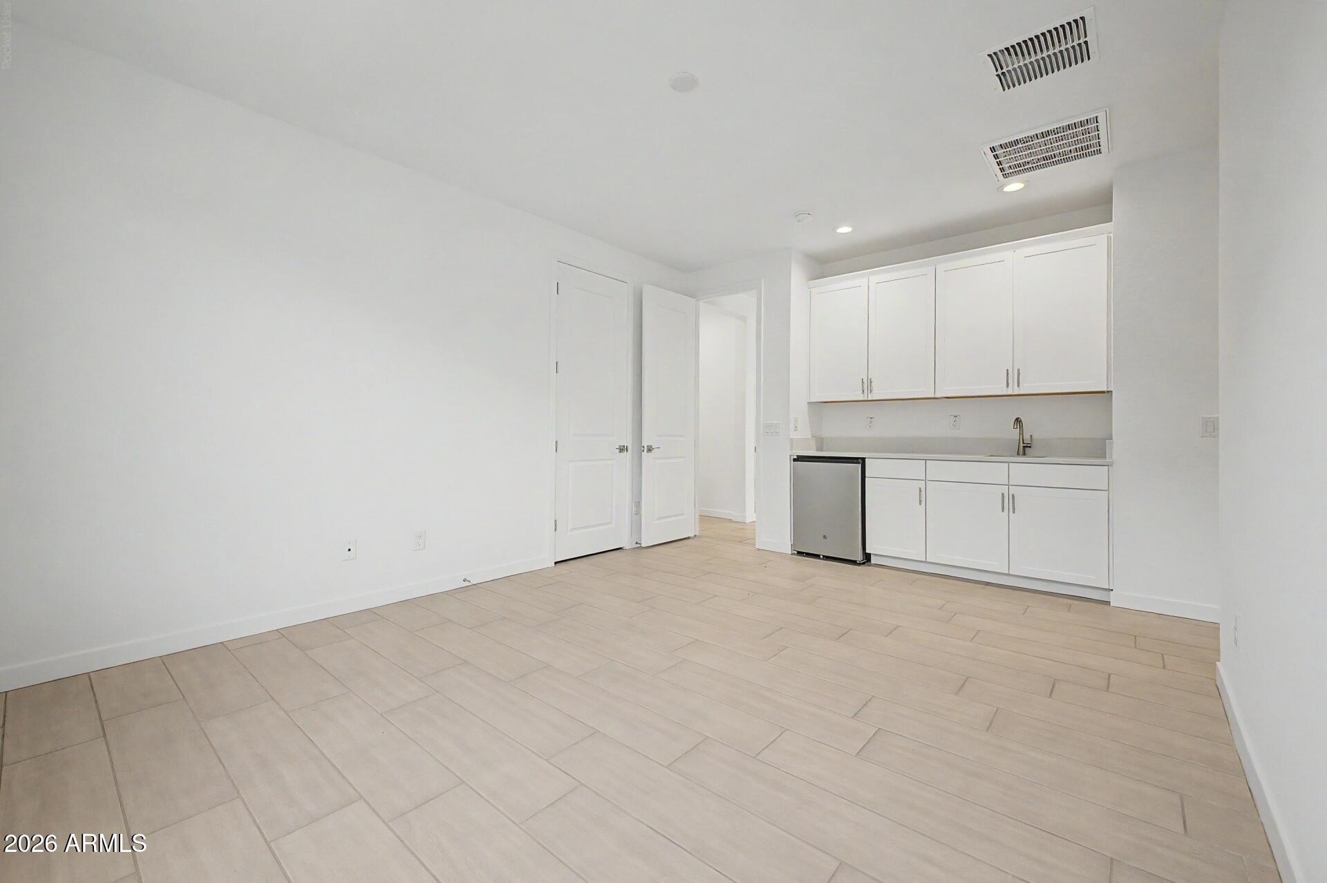 8037 West Granada Road Phoenix, AZ 85035 - Photo 15 of 37 20 - Granada 8037