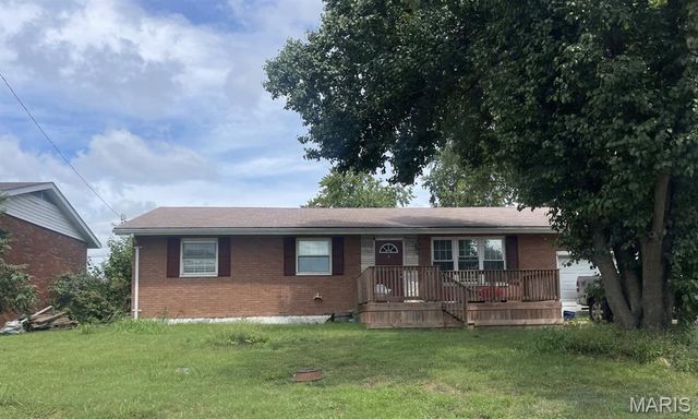 $85,000 | 15 Fontainebleau Drive, Granite City, IL 62040