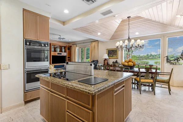 $11,900,000 | 3181 Miro Drive North, Palm Beach Gardens, FL 33410