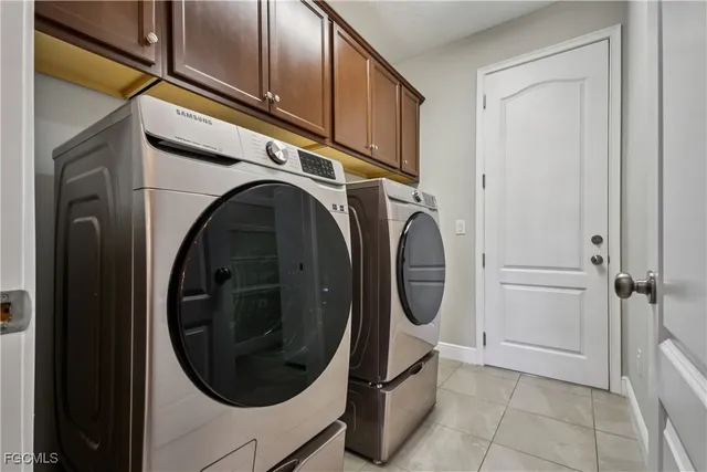 $474,900 | 11913 Sunburst Marble Road, Riverview, FL 33579