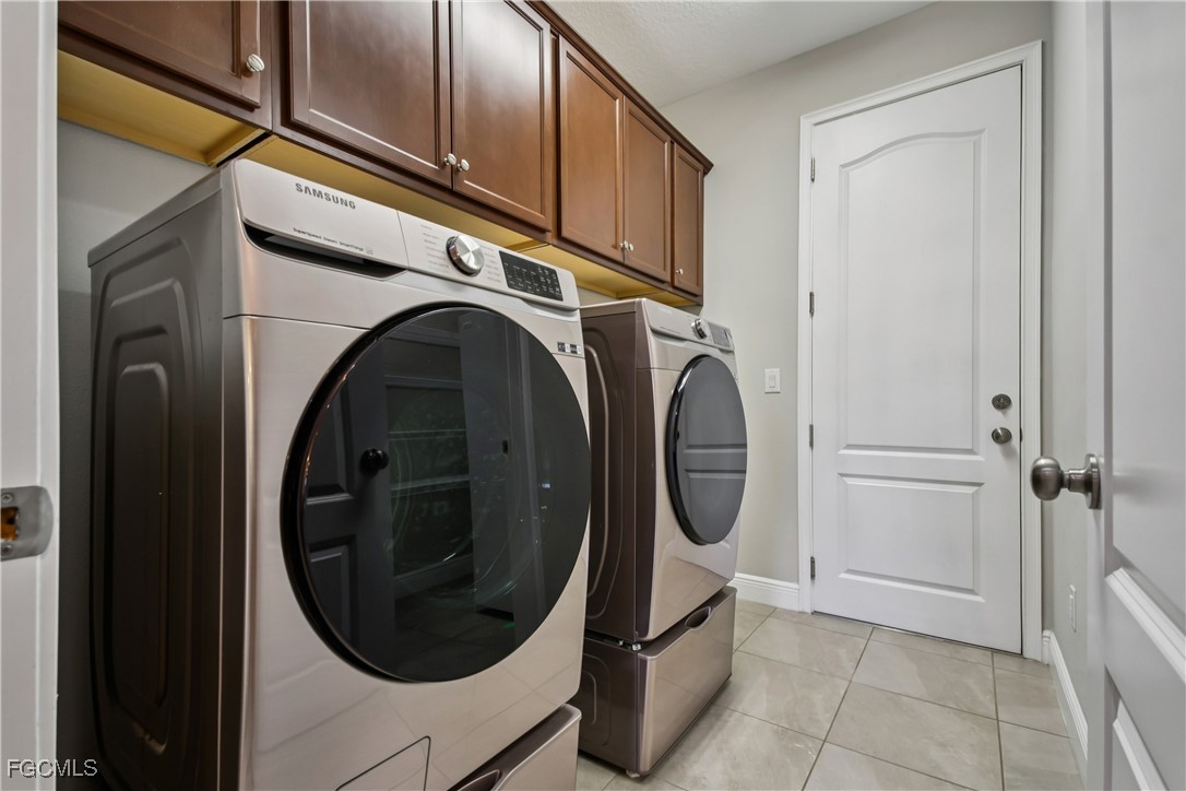 11913 Sunburst Marble Road Riverview, FL 33579 - Photo 15 of 34