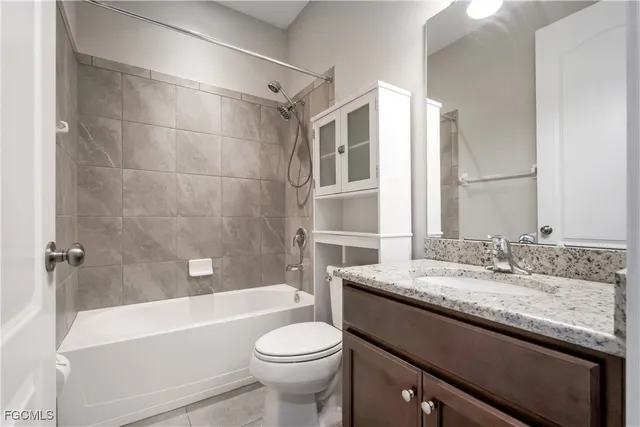 $474,900 | 11913 Sunburst Marble Road, Riverview, FL 33579