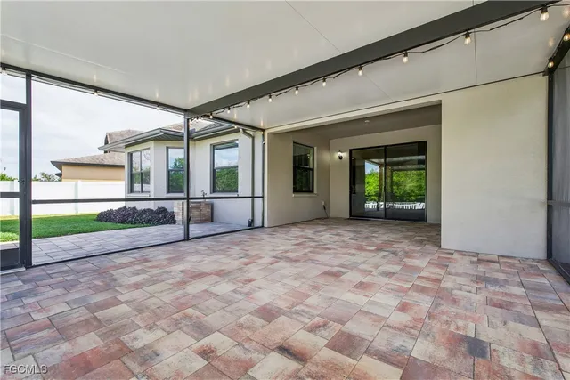 $474,900 | 11913 Sunburst Marble Road, Riverview, FL 33579