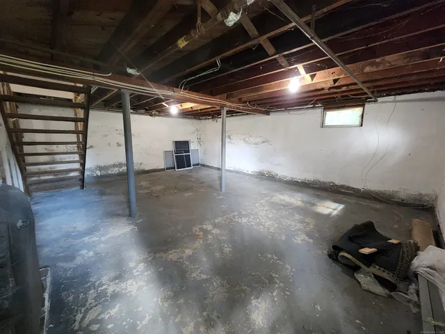 $2,995 | 79 Honor Road, West Haven, CT 06516