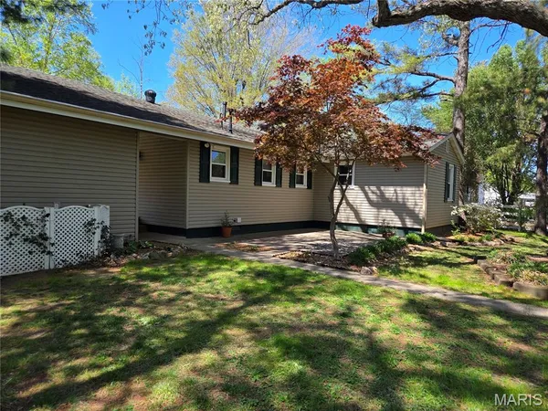 $195,000 | 406 Broadway Street, Sikeston, MO 63801