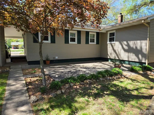 $195,000 | 406 Broadway Street, Sikeston, MO 63801
