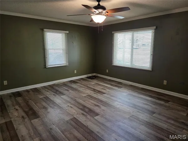 $195,000 | 406 Broadway Street, Sikeston, MO 63801