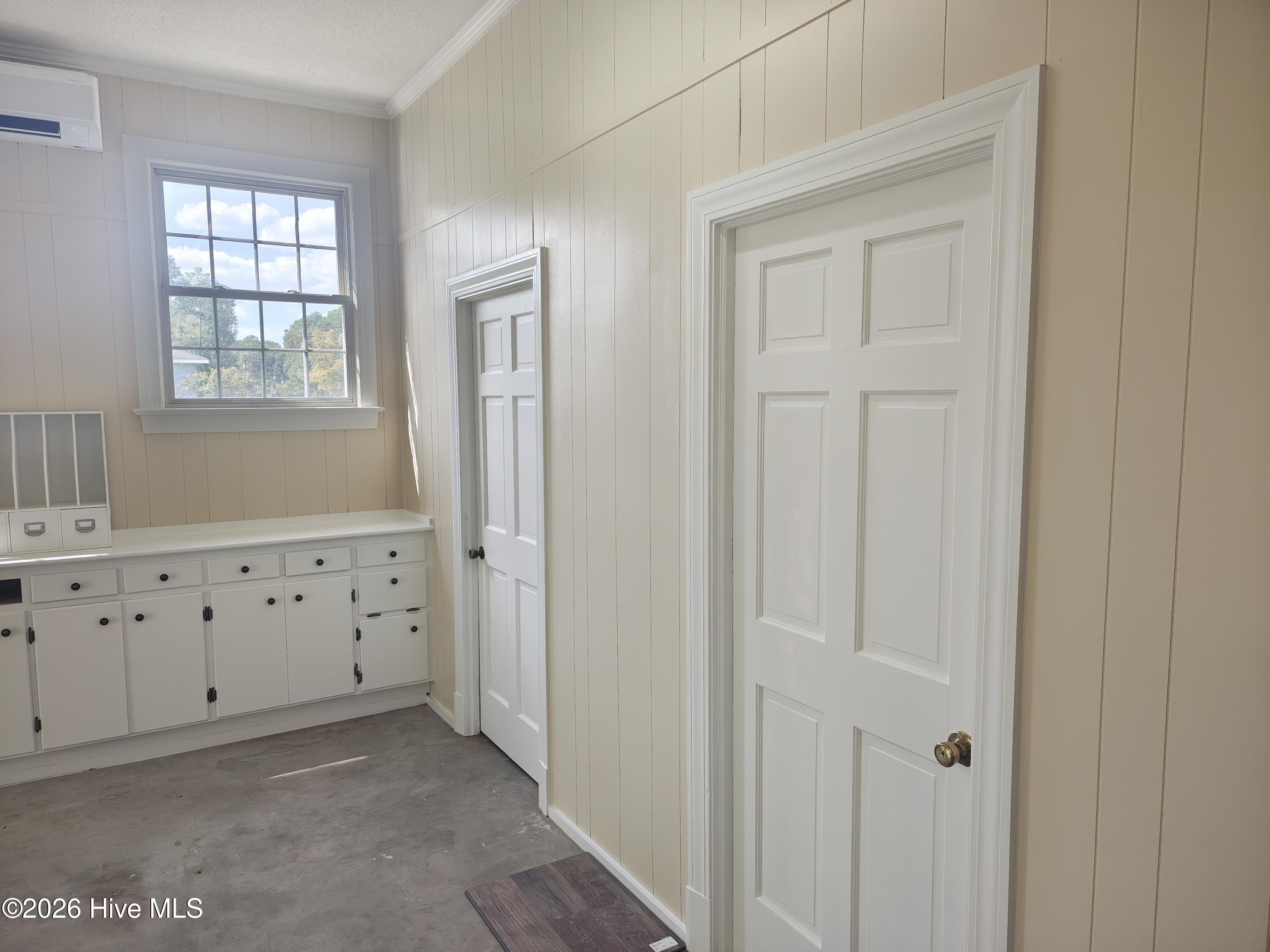 6762 River Road Washington, NC 27889 - Photo 47 of 59 Flex room off kitchen, w/laundry room