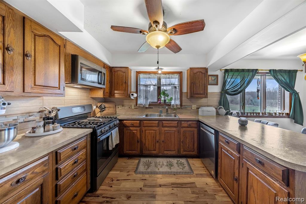5412 North Jennings Road Flint, MI 48504 - Photo 8 of 53 Gallery Image 8