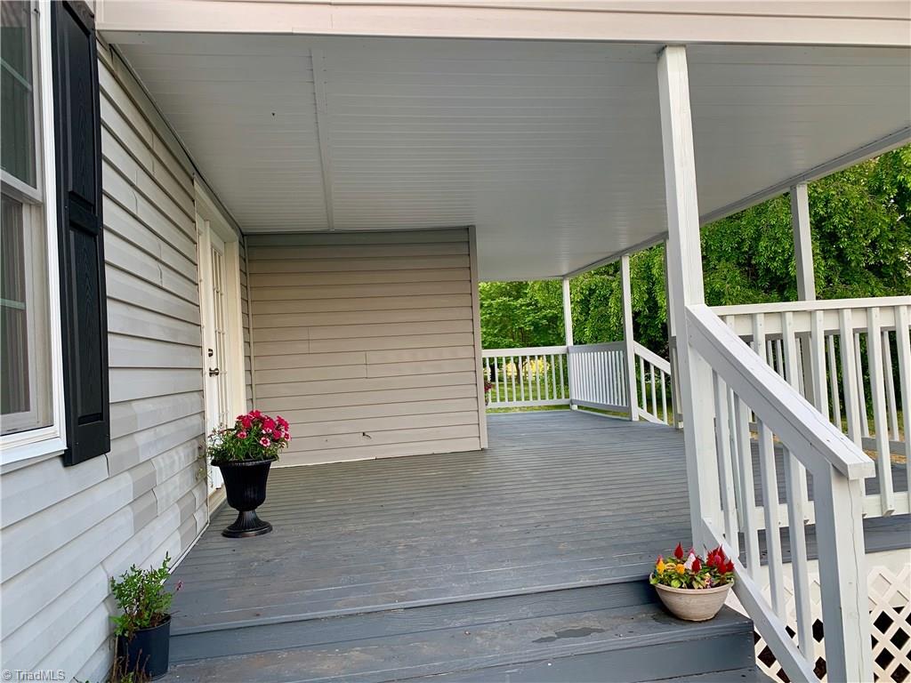 733 Luffman Road Ronda, NC 28670 - Photo 4 of 26 Gallery Image 4