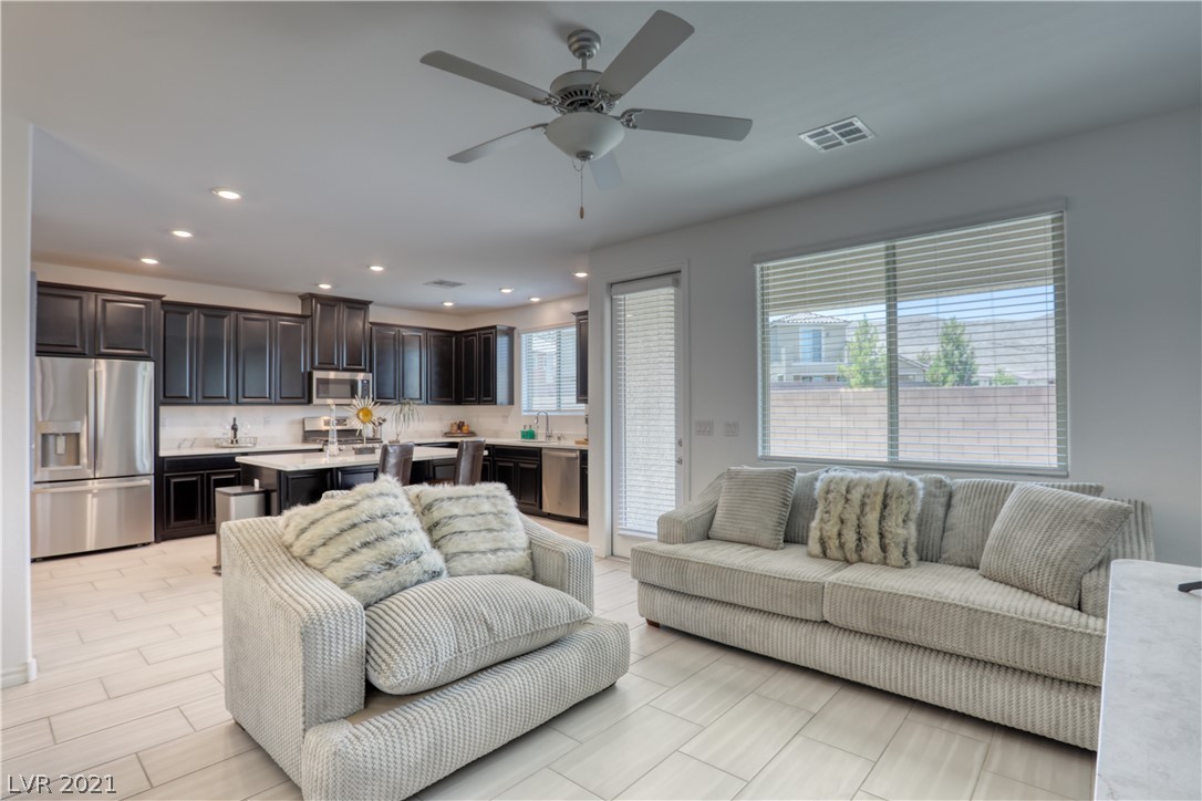 12343 Loggeta Way Las Vegas, NV 89141 - Photo 9 of 30