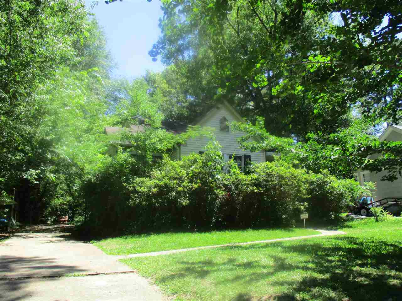 475 East Ridgeway Street Jackson, MS 39206 - Photo 1 of 1 Photo 1