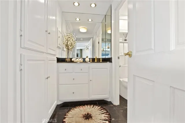 $5,888 | 700 East Ocean Boulevard, Unit 608, Long Beach, CA 90802