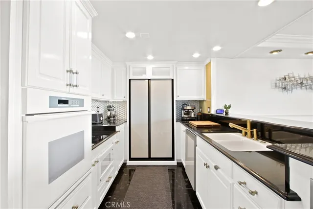 $5,888 | 700 East Ocean Boulevard, Unit 608, Long Beach, CA 90802