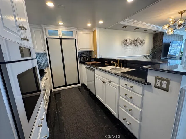 $5,888 | 700 East Ocean Boulevard, Unit 608, Long Beach, CA 90802