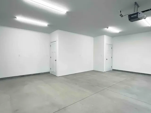 $499,999 | 3 Milligan Circle, Oxford, ME 04270