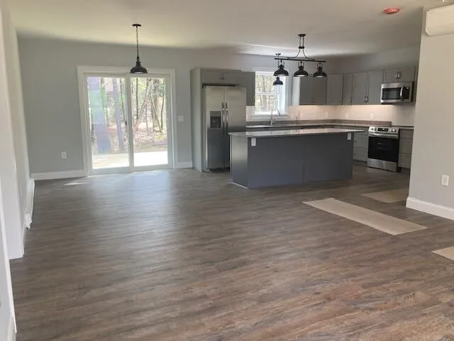 $499,999 | 3 Milligan Circle, Oxford, ME 04270