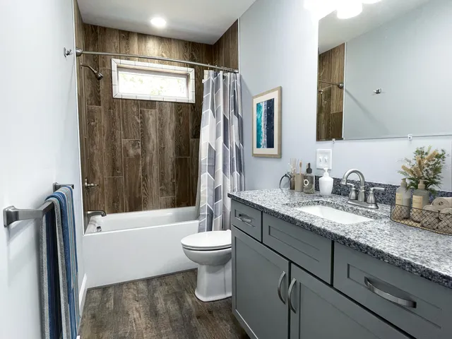 $499,999 | 3 Milligan Circle, Oxford, ME 04270