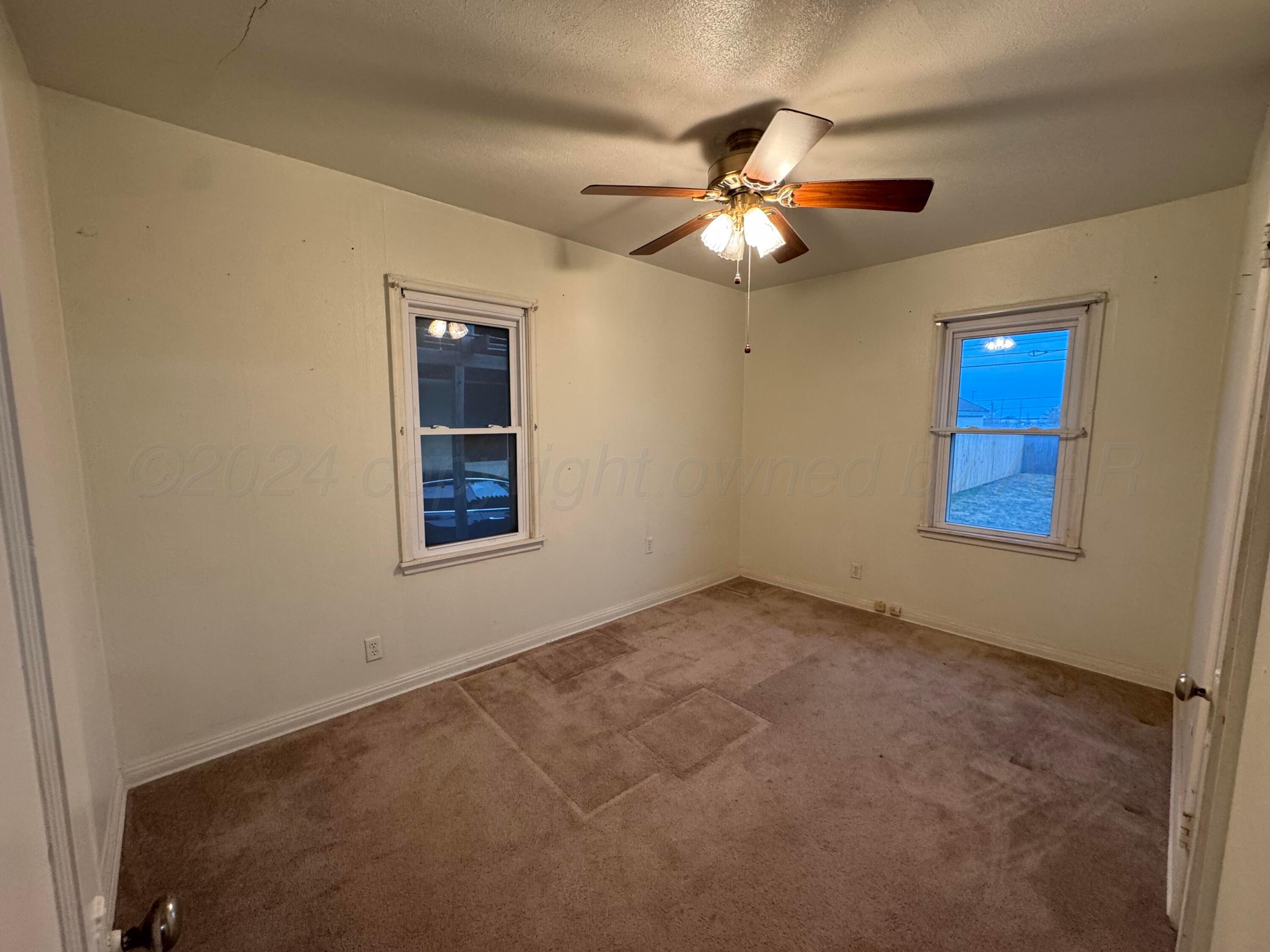 426 Arch Terrace Amarillo, TX 79106 - Photo 16 of 21 Bedroom 2