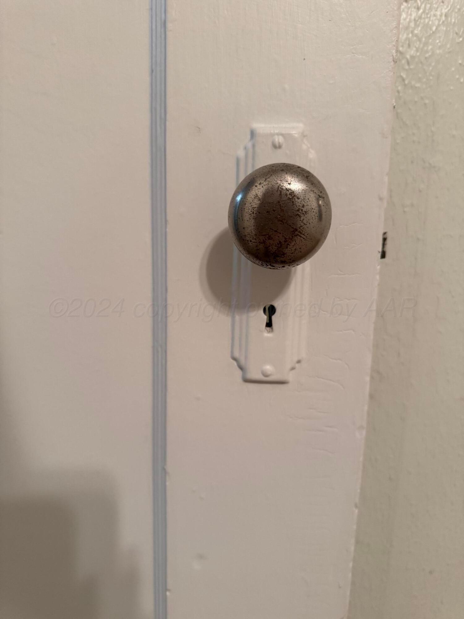 426 Arch Terrace Amarillo, TX 79106 - Photo 21 of 21 Original interior doors!