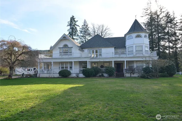 $1,449,900 | 1397 State Route 506, Vader, WA 98593