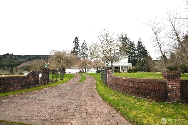 $1,449,900 | 1397 State Route 506, Vader, WA 98593