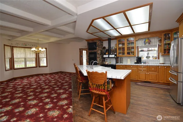 $1,449,900 | 1397 State Route 506, Vader, WA 98593