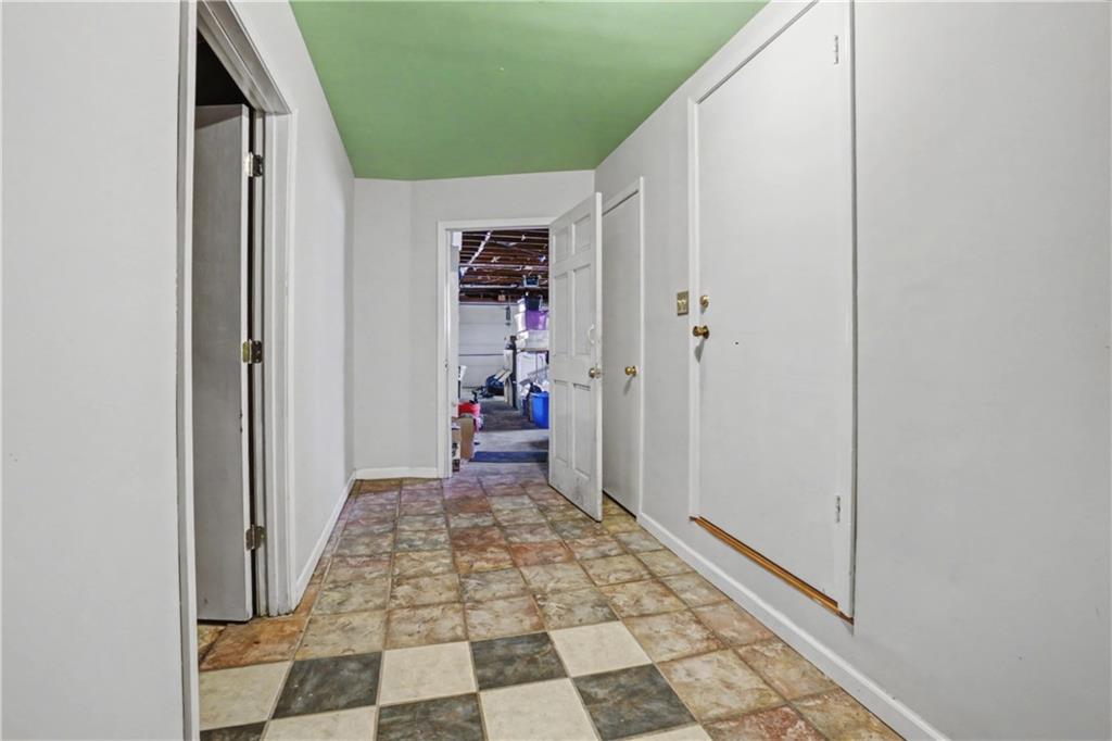 5075 Deen Road Marietta, GA 30066 - Photo 32 of 37 a view of a hallway