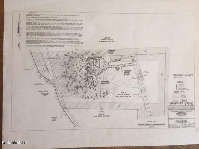 1 Tyne Road Becket, MA 01223 - Photo 3 of 4