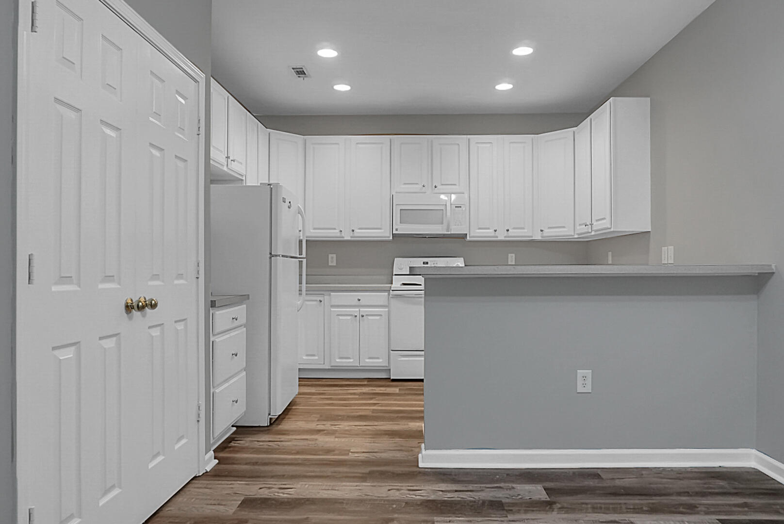 3102 Mariners Way Moncks Corner, SC 29461 - Photo 11 of 37 DSC00543