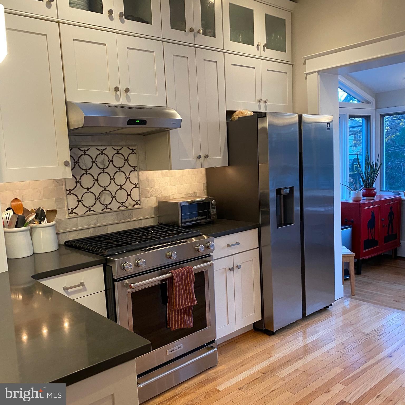 513 Murdock Road Baltimore, MD 21212 - Photo 4 of 12