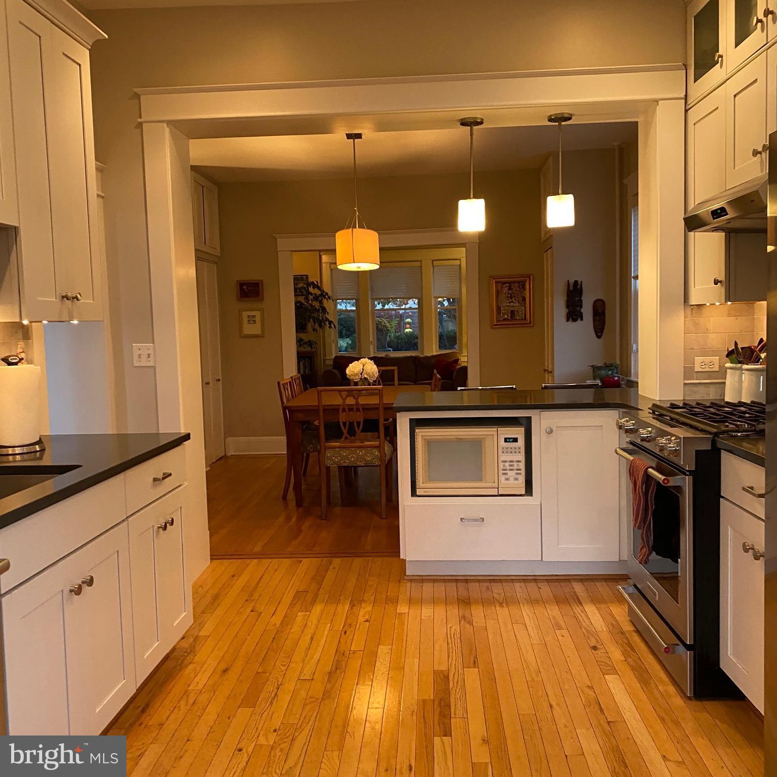 513 Murdock Road Baltimore, MD 21212 - Photo 5 of 12