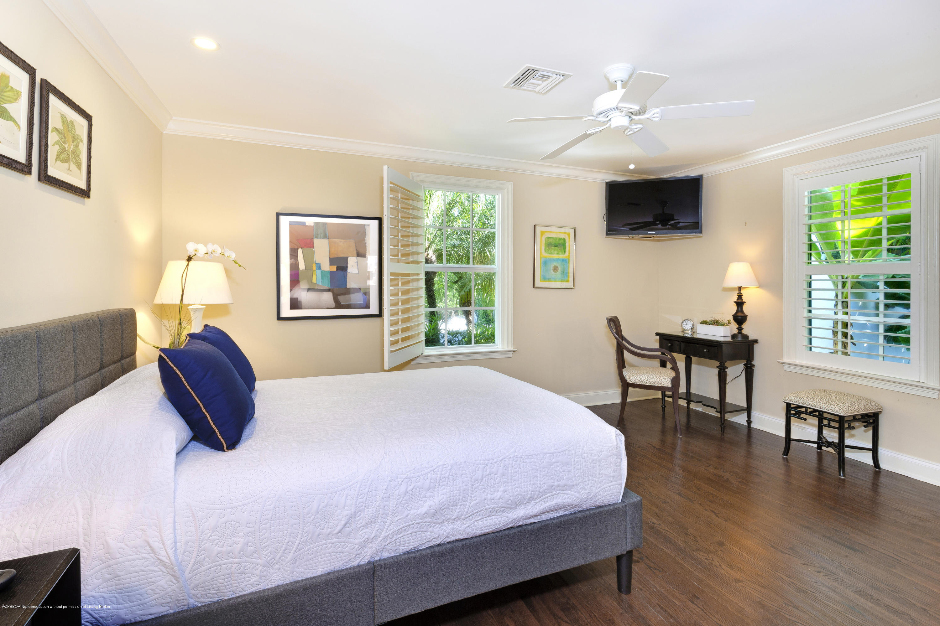 140 Seagate Road Palm Beach, FL 33480 - Photo 12 of 24 GUEST BED