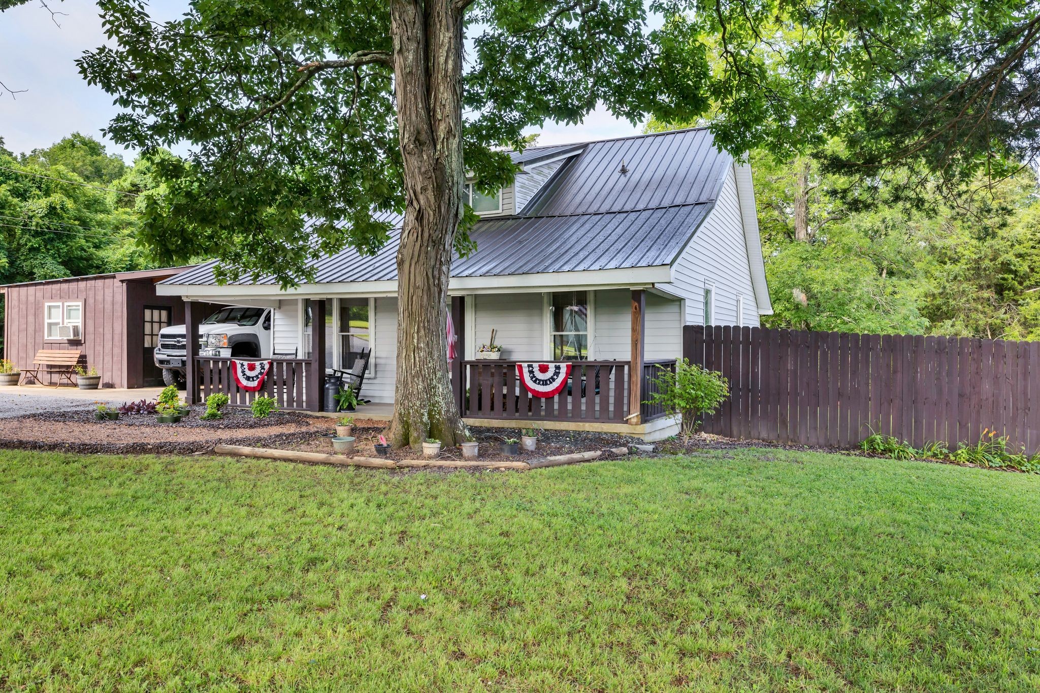 404 Toll Gate Road Shelbyville, TN 37160 - Photo 4 of 34 Gallery Image 4