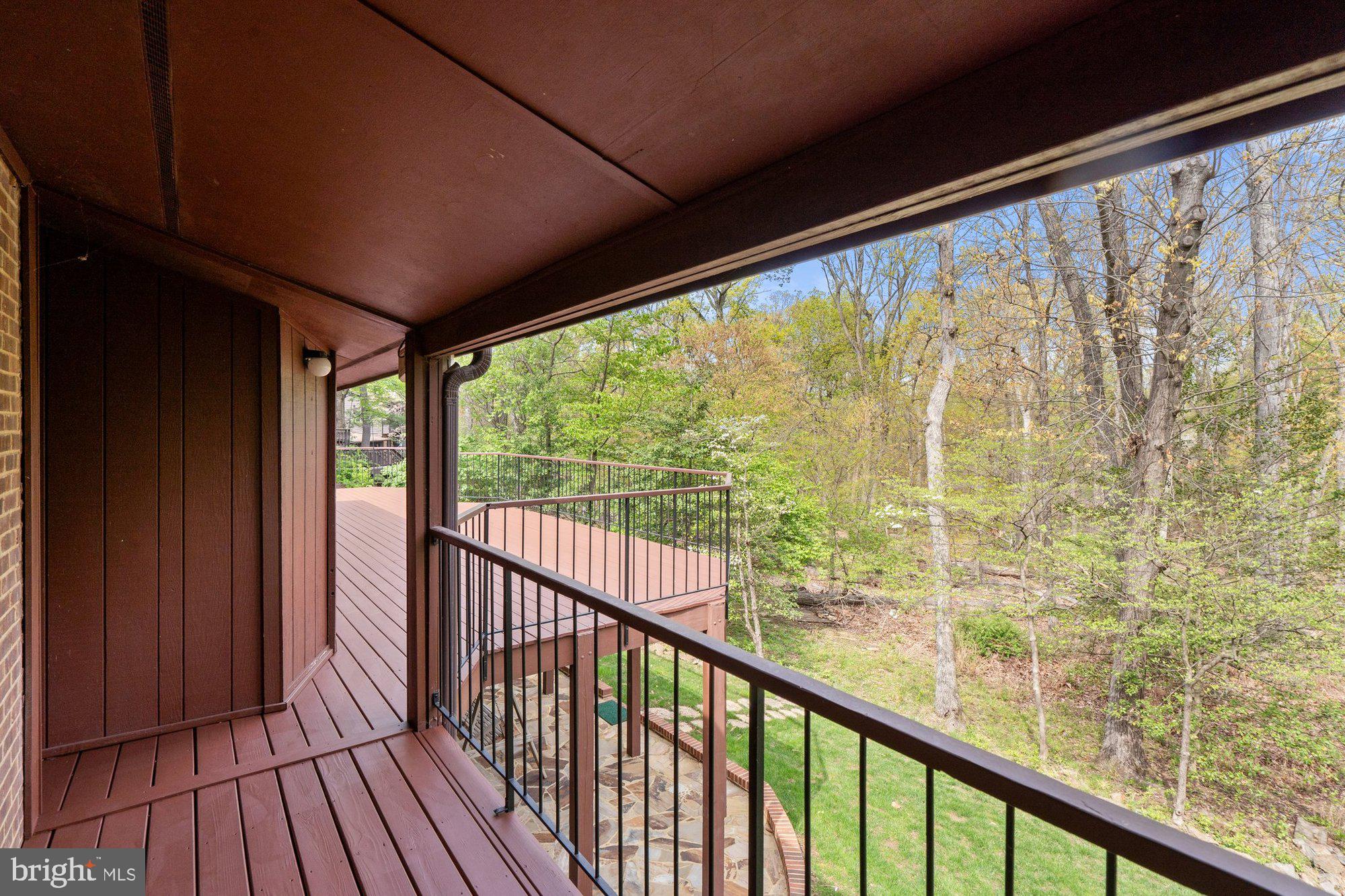 1418 Wolftrap Run Road Vienna, VA 22182 - Photo 54 of 69 Gallery Image 54
