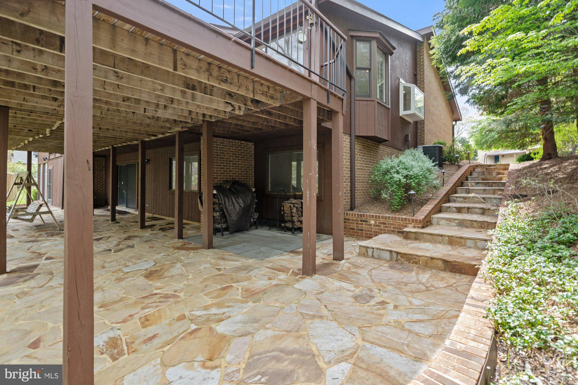 1418 Wolftrap Run Road Vienna, VA 22182 - Photo 60 of 69 Gallery Image 60