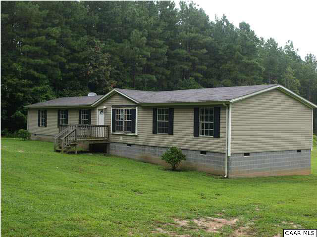 480 Coles Creek Road New Canton, VA 23123 - Photo 1 of 17 Gallery Image 1