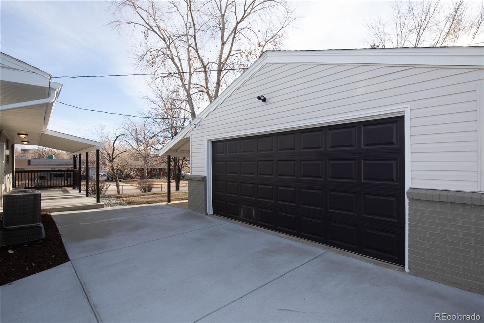 820 Drake Street Denver, CO 80221 - Photo 45 of 48 a view of a car garage