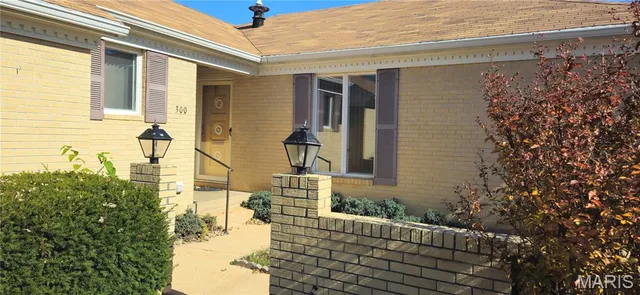 $179,900 | 300 West 1st Street, Salem, MO 65560