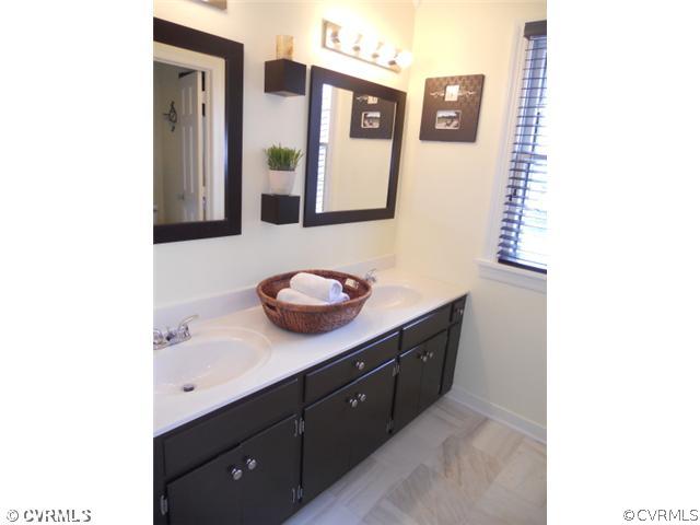 1687 Robindale Road Richmond, VA 23235 - Photo 10 of 12 Other - Hall Bath